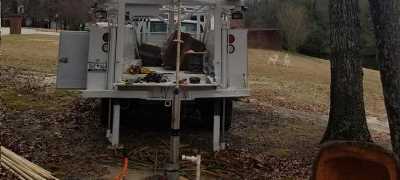 Well pump repair equipment for residential water systems